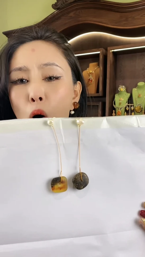 未镶嵌琥珀耳饰多样性发一