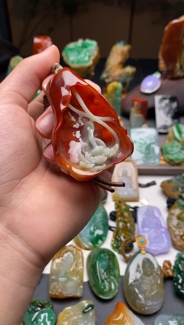 【闪购商品】翡翠颈饰未镶嵌成品