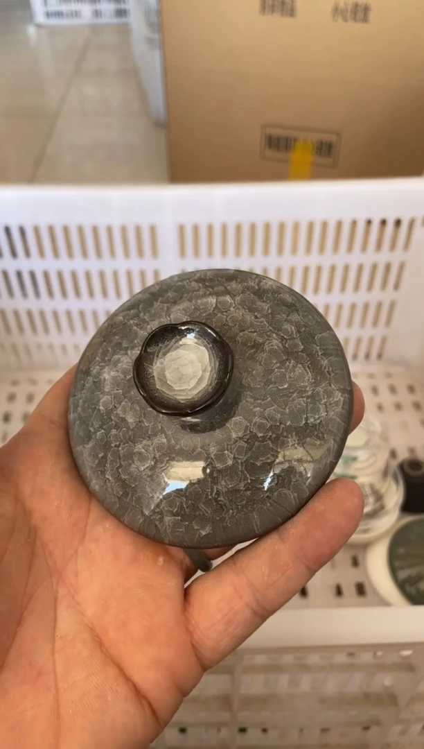 杯无运费险有瑕疵的摄影的产品有使用过的痕迹有点脏介意勿拍