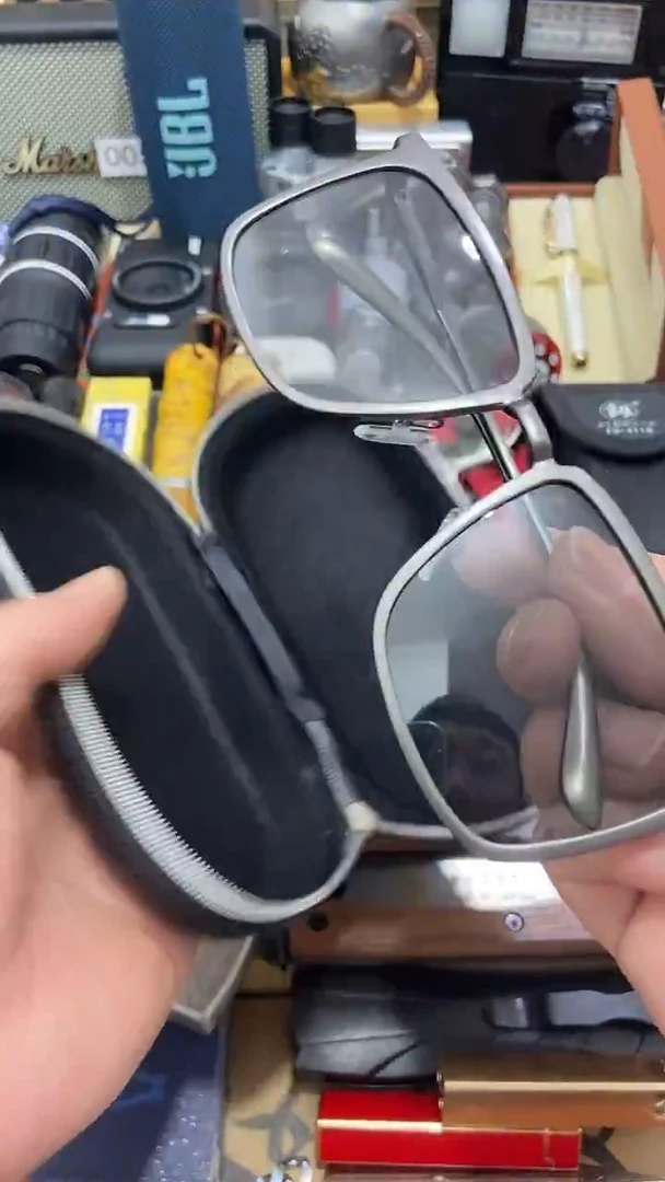 瓷片闪购商品 如图所示