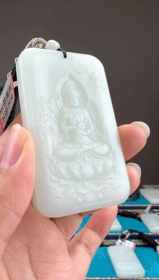 【闪购商品】和田玉颈饰未镶嵌1