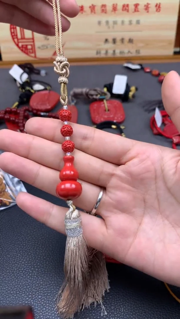 【闪购商品】南红玛瑙颈饰未镶嵌朱砂/////