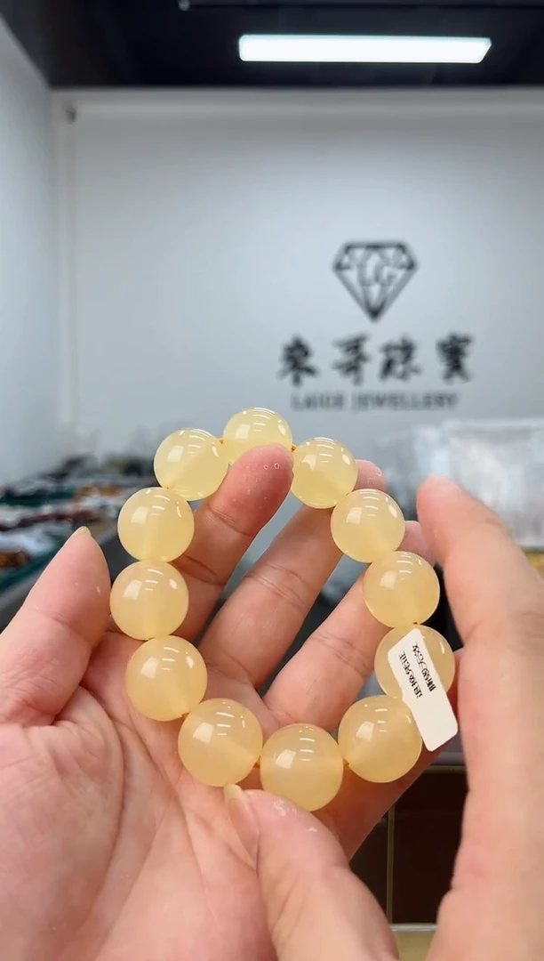 玛瑙/玉髓手串未镶嵌血辽手串