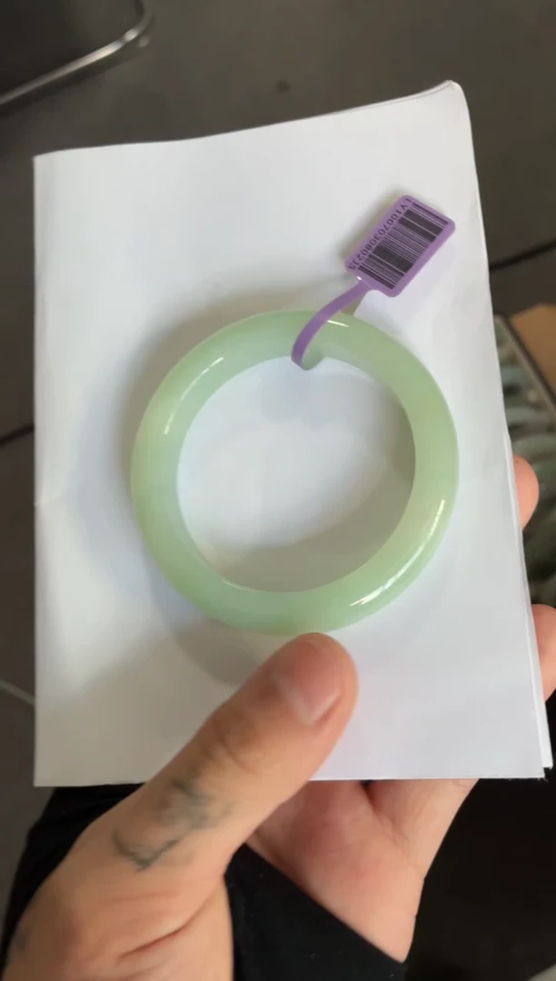 未镶嵌手镯翡翠（淡晴绿水正圈）43号