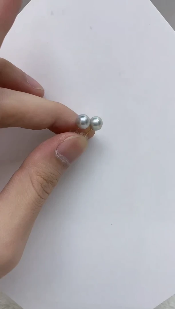 18K金镶嵌耳饰海水珍珠