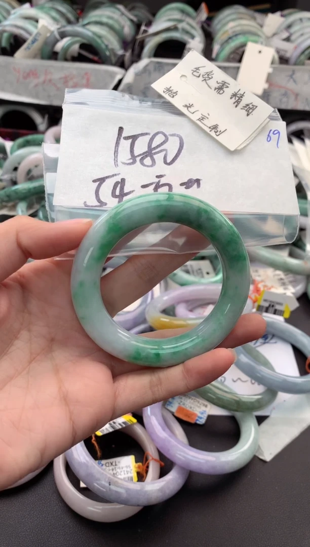 【闪购商品】定制翡翠未镶嵌毛货需精细抛光+多人