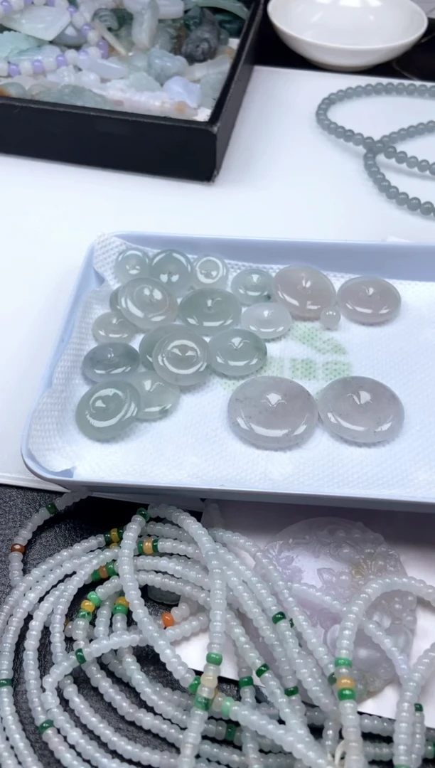 未镶嵌定制翡翠挂件