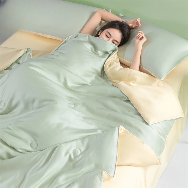 轻奢冰丝夏凉被空调被可机洗单人夏被学生宿舍薄被子双人新款薄款