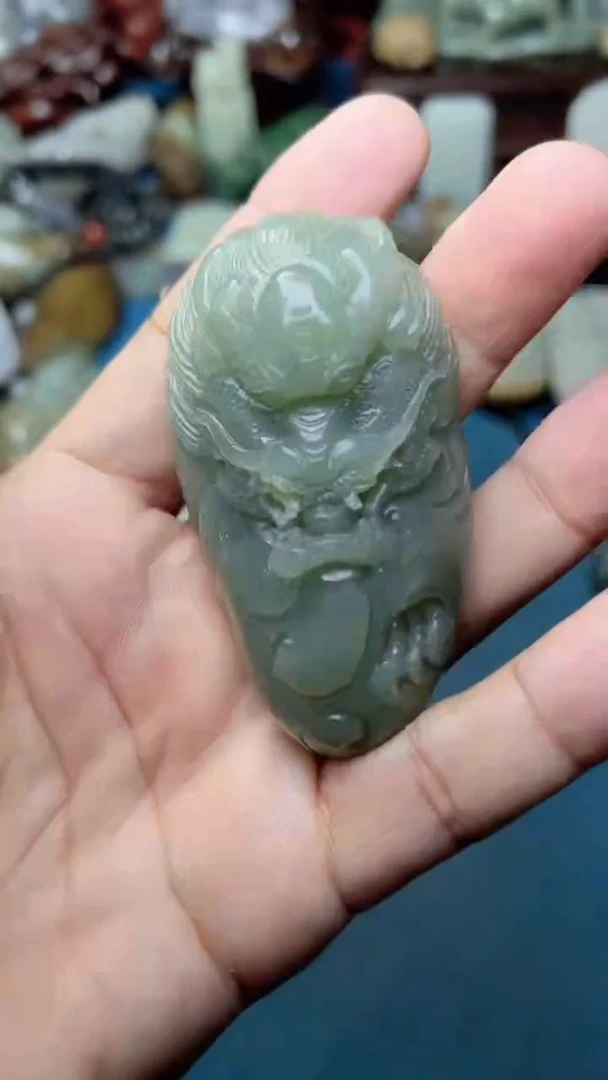 未镶嵌和田玉把件-