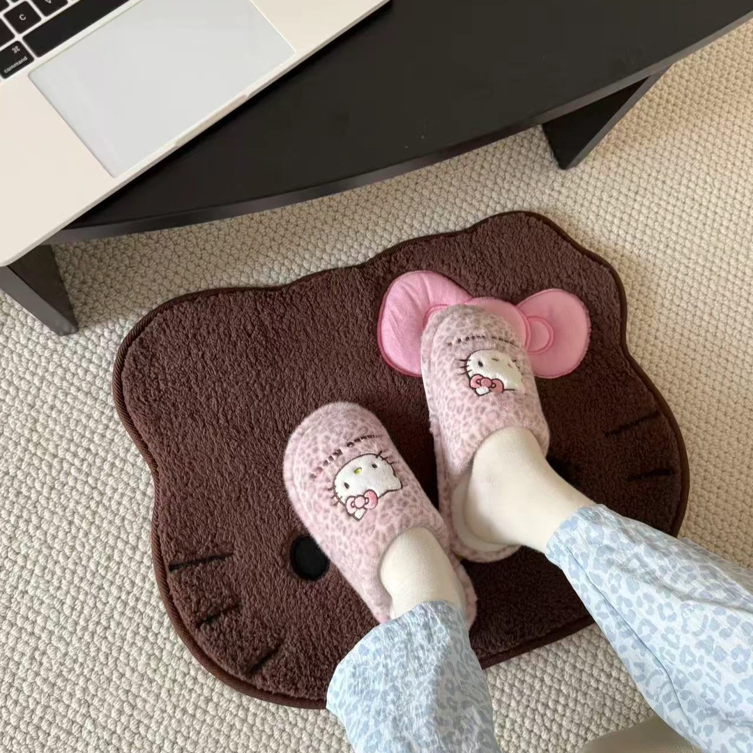 拍照hin出片~hellokitty豹纹毛毛拖鞋2025新款小众ins平底室内拖