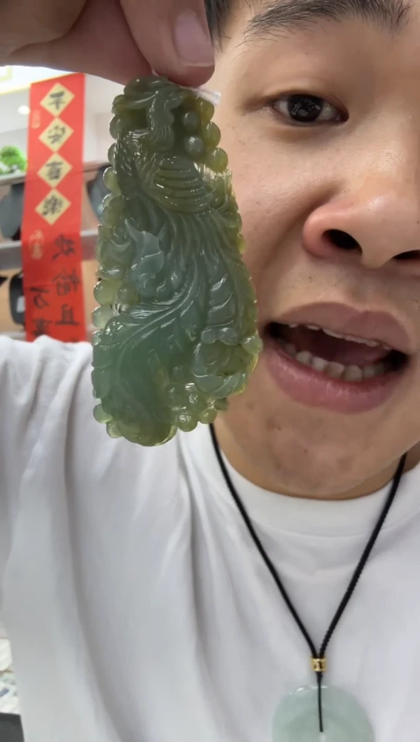 【闪购商品】翡翠颈饰未镶嵌天然翡翠A货孤品一件