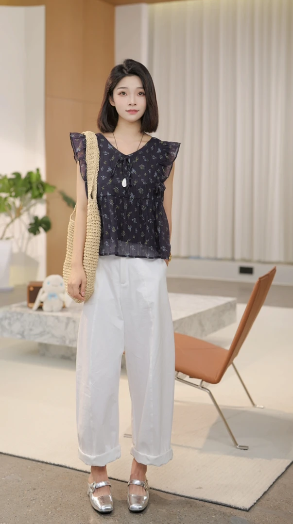 【橘子】2025夏女装法式清新小碎花圆领木耳边无袖上衣86016