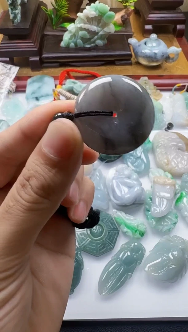 吊坠(不含链)未镶嵌翡翠1