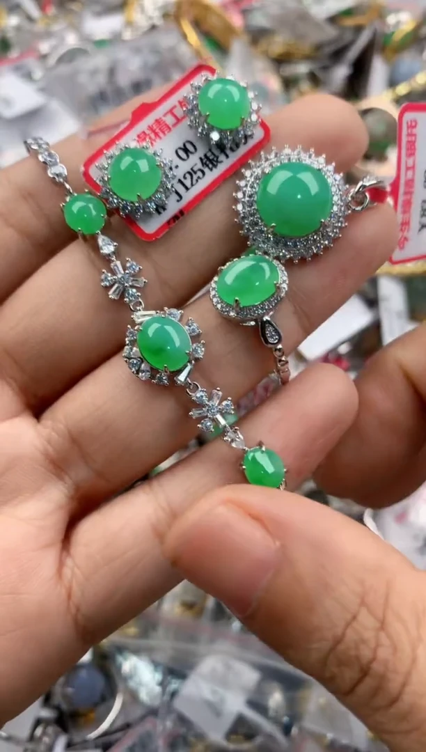 银S925镶嵌戒指翡翠1111----6