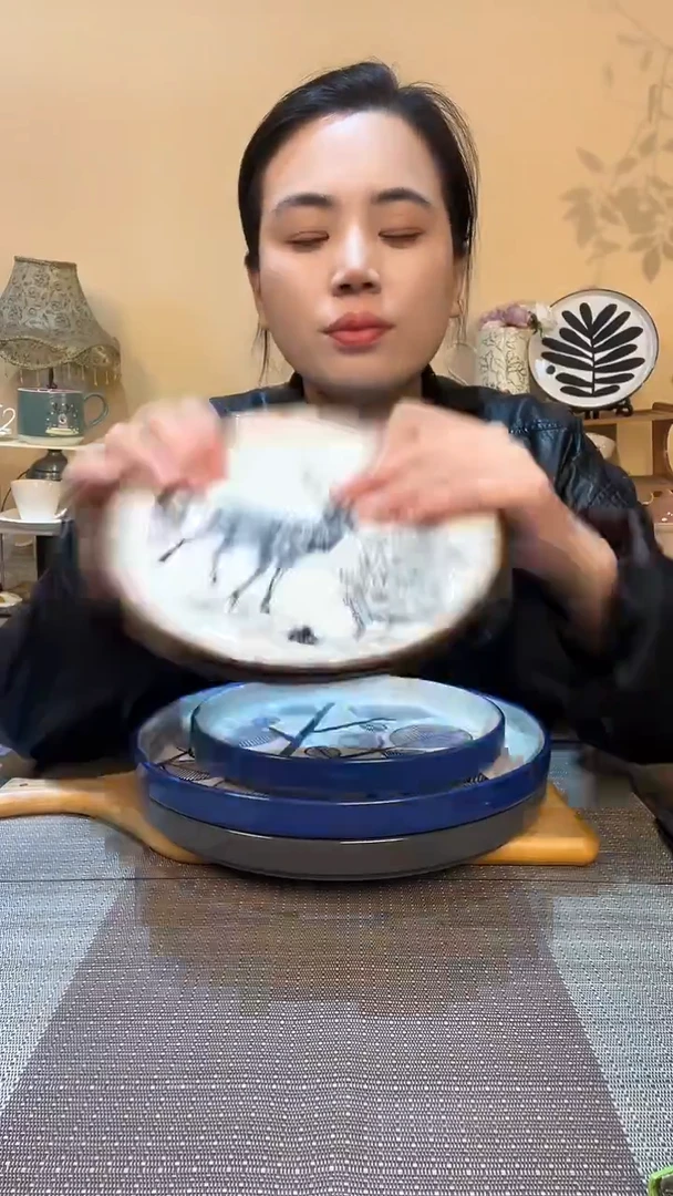 瓷片8英寸盘 微瑕介意勿拍