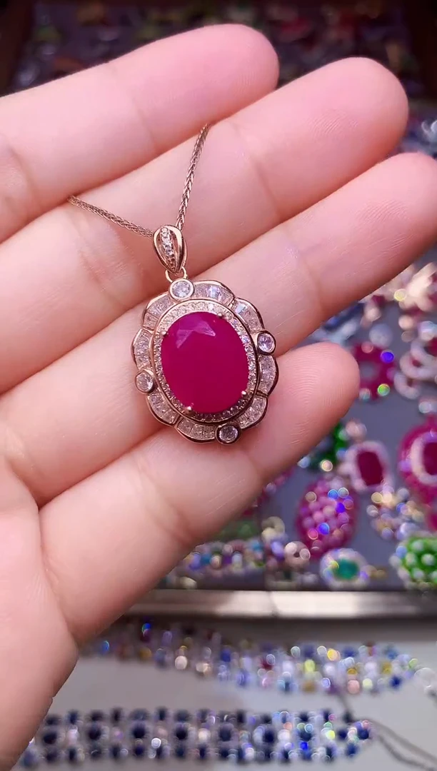 颈饰银S925镶嵌红宝石...