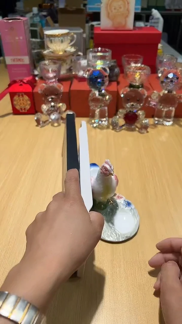 瓷片碗碟好物一件不留@@1