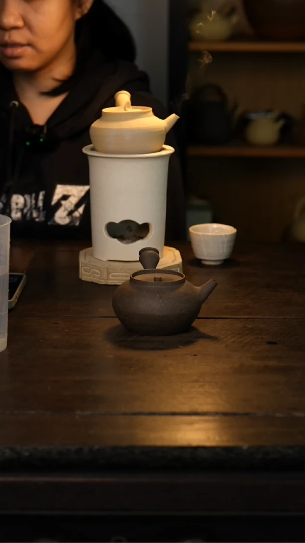 【闪购商品】紫砂（慕古款）侧把 约300cc