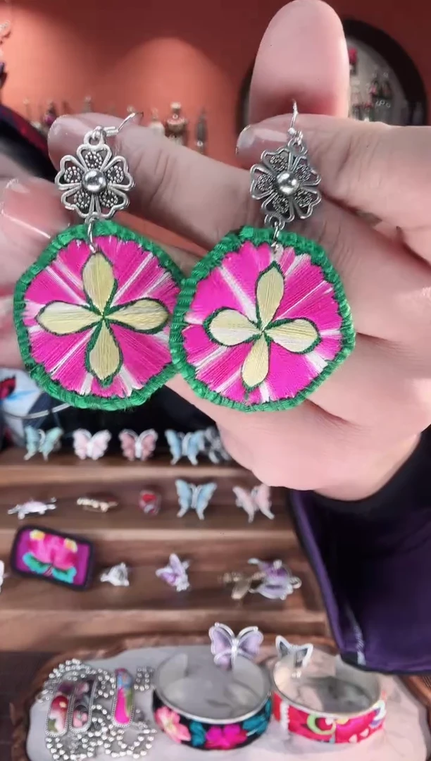 织绣手工苗绣刺绣耳环07