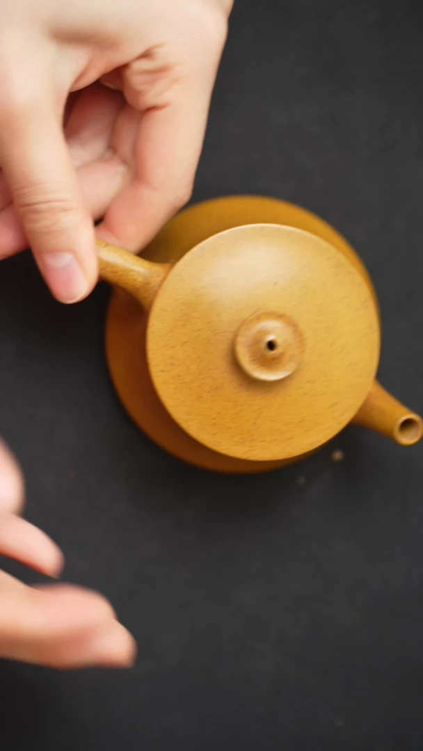 【闪购商品】紫砂茶壶黄段柴烧柱础100CC
