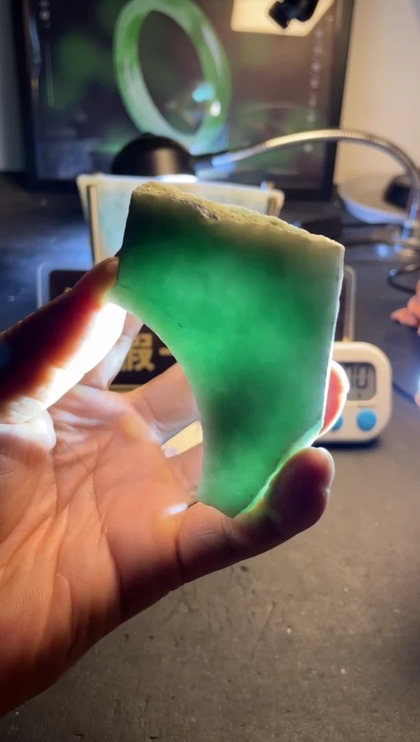 颈饰未镶嵌翡翠花*翡翠