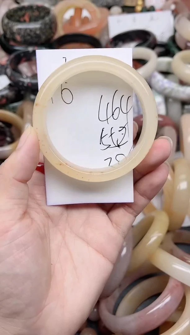未镶嵌手镯石英质玉464