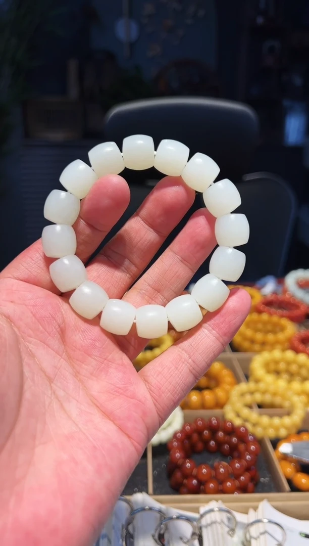 手串未镶嵌和田玉14+直切