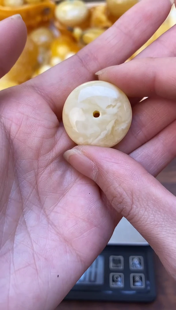 裸石琥珀未镶嵌天然琥珀蜜蜡