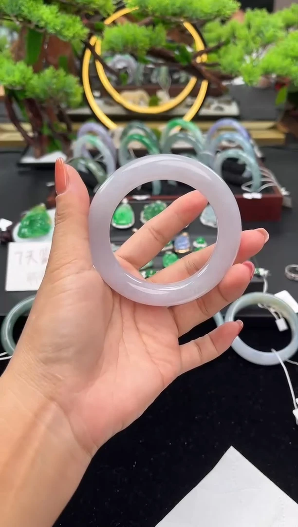 未镶嵌手镯翡翠手镯