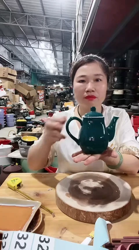 瑕疵绿色壶不能明火