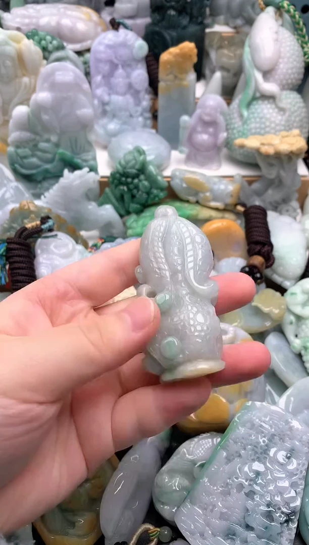 吊坠(不含链)未镶嵌翡翠1