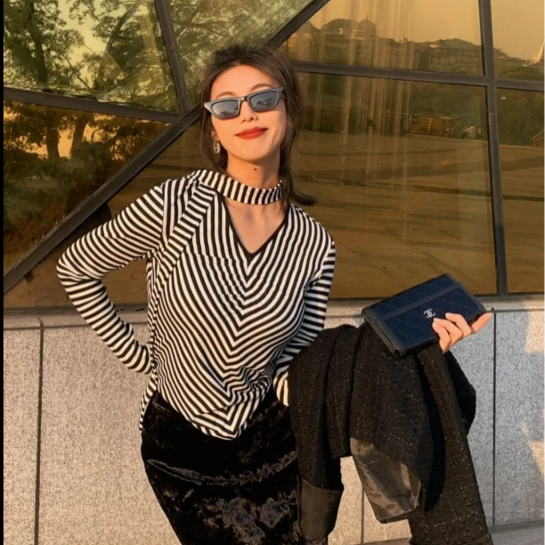 LIVELY.YAN俪妍飘带条纹T