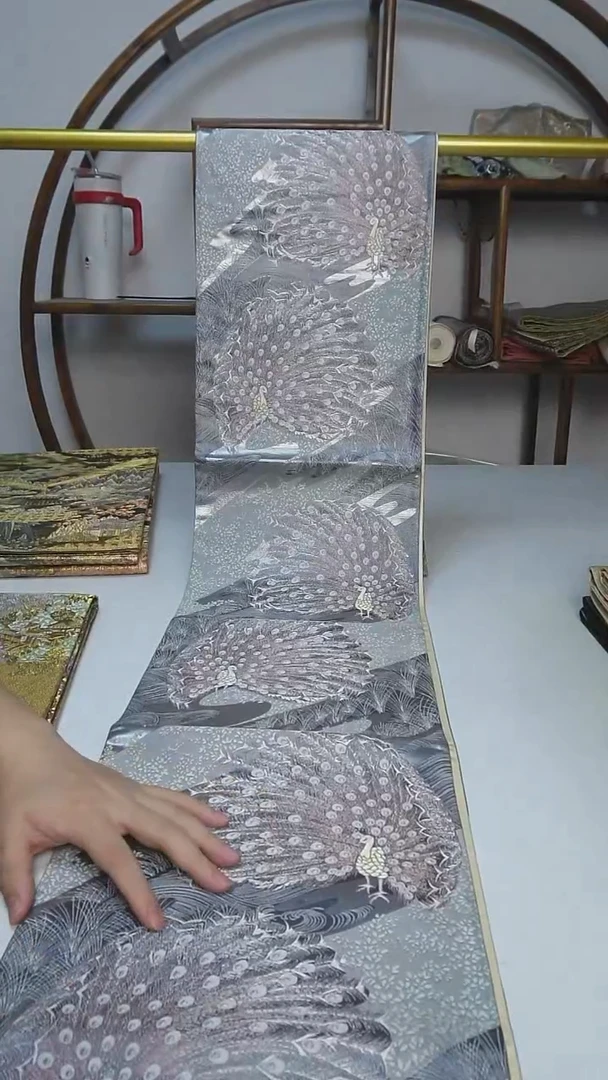 织绣37西阵织六通孔雀