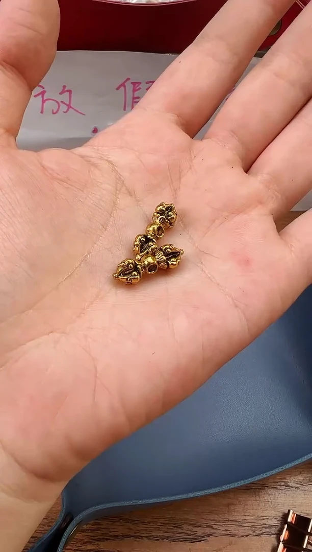 【闪购商品】树脂制品【 肖钟出品 】