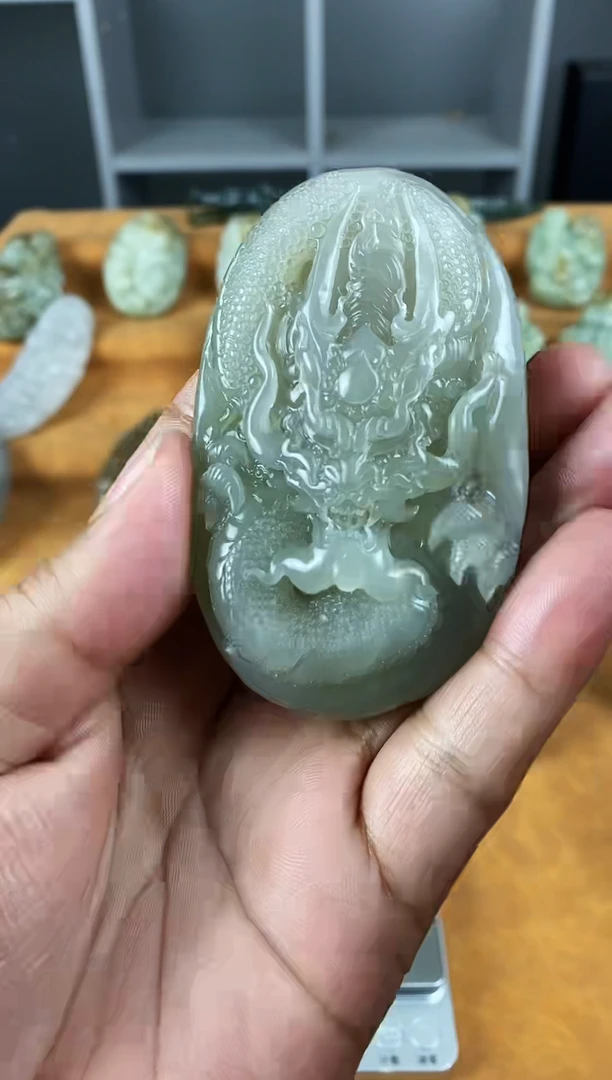 未镶嵌和田玉挂件1