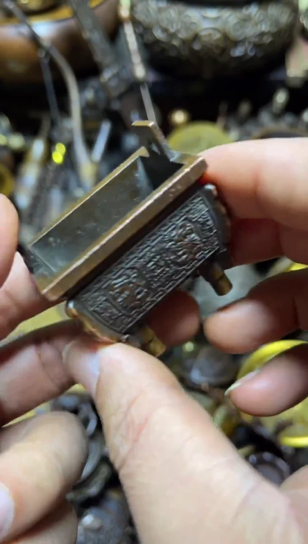 精美铜器点击下单