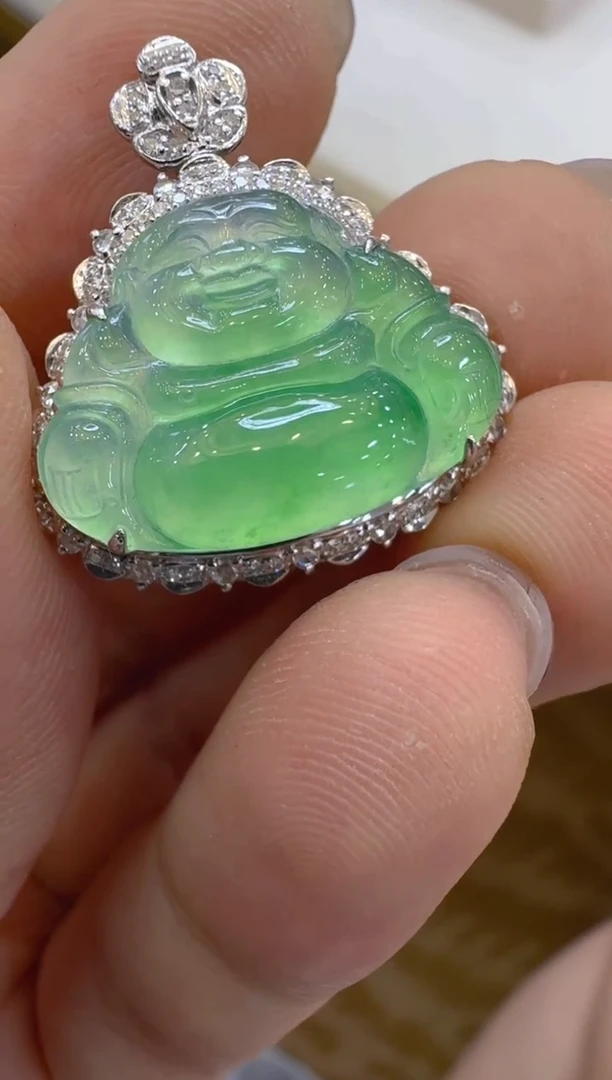吊坠(不含链)18K金镶嵌翡翠多样性团购发一件