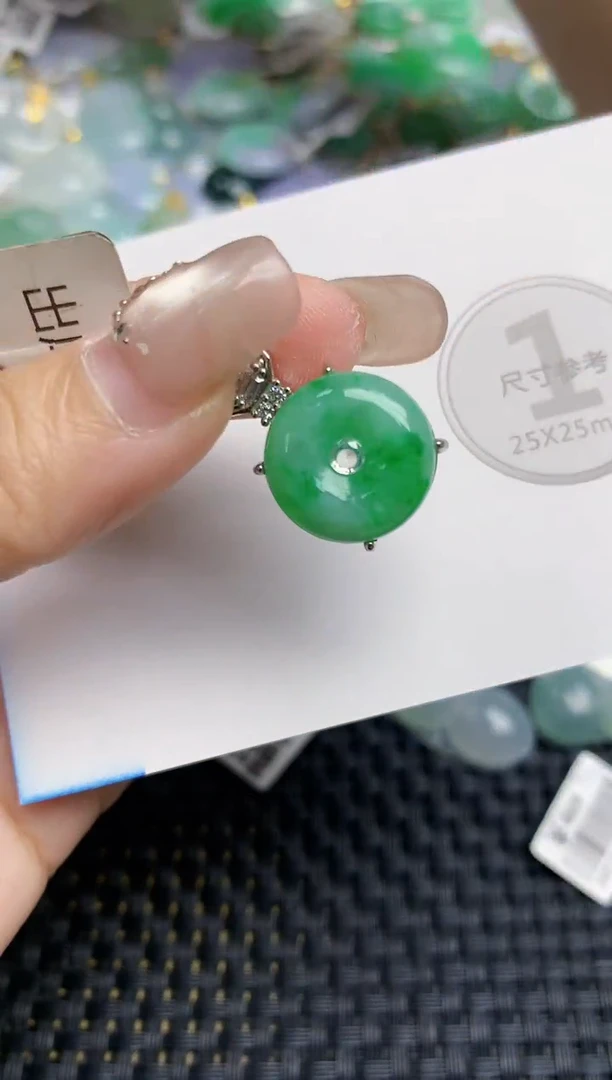 颈饰未镶嵌翡翠天然缅甸A货翡翠百元以上9元证书费自理