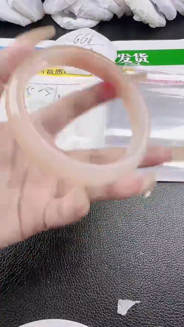 未镶嵌手镯石英质玉粉圈口61