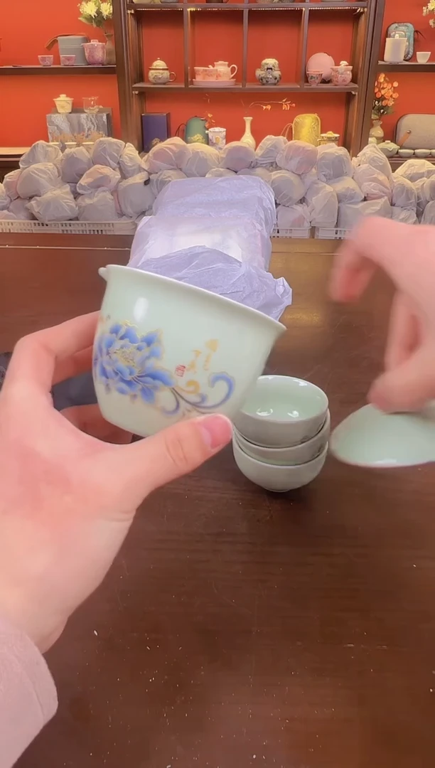 【闪购商品】青瓷牡丹111111111111111