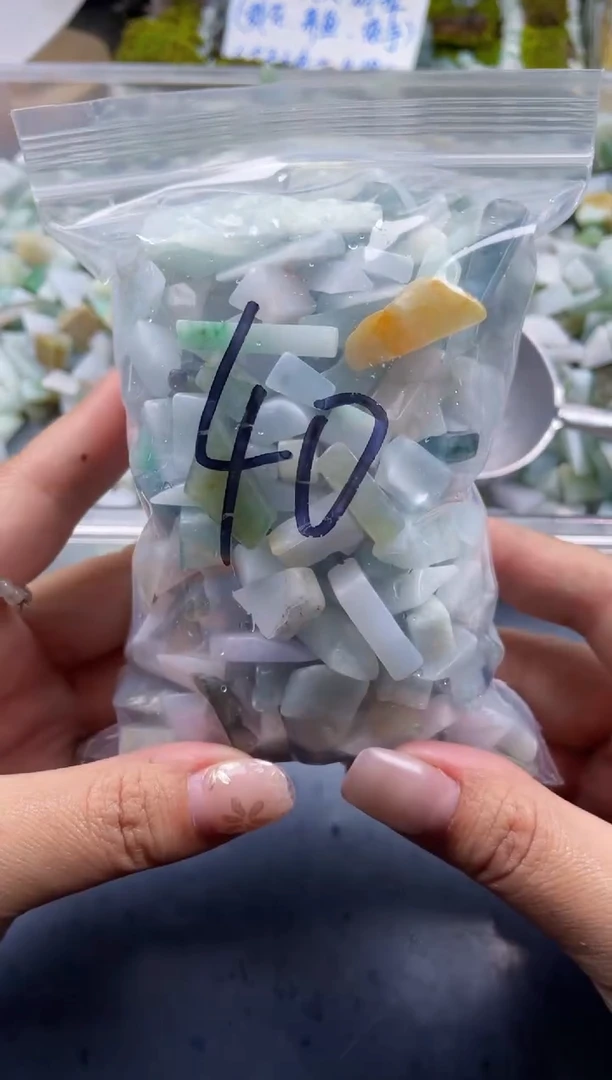 翡翠散珠天然翡翠小号500克40
