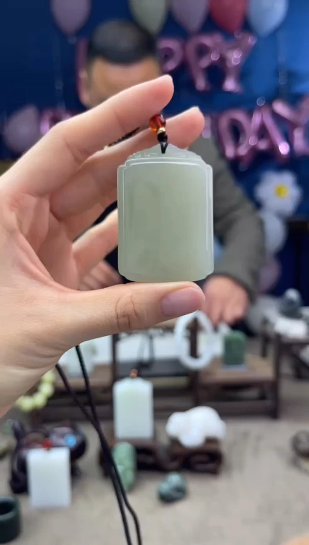 【闪购商品】和田玉颈饰未镶嵌1