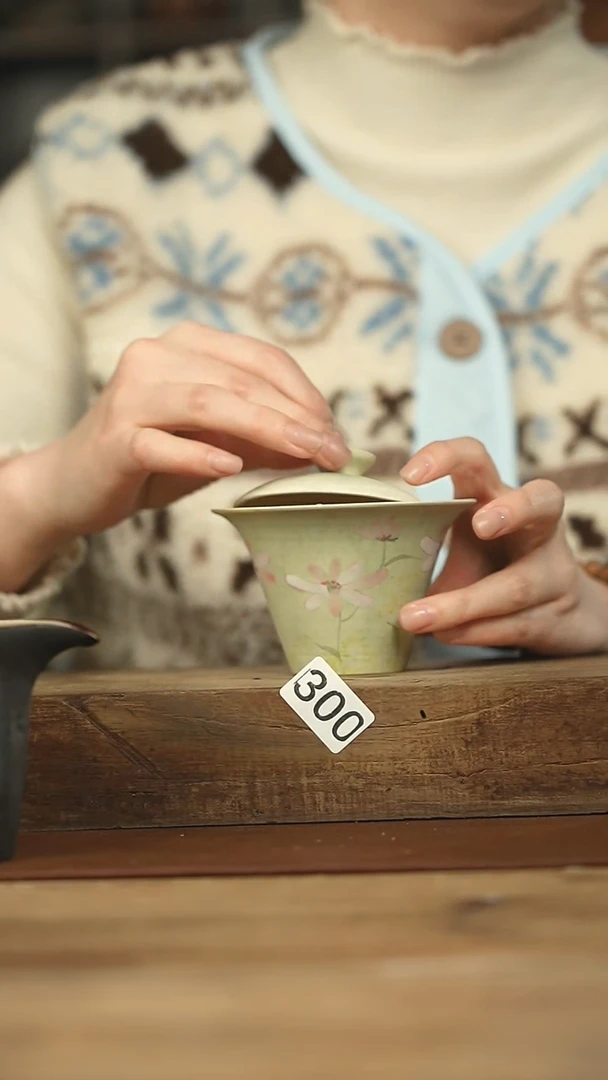 设计师手作款 落单系列小雏菊盖碗