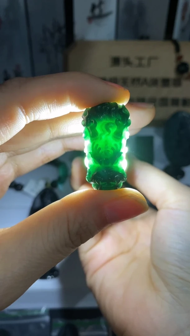 未镶嵌定制翡翠天然缅甸A货翡翠墨翠龙头