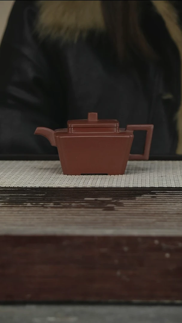 茶壶紫砂52号200CC