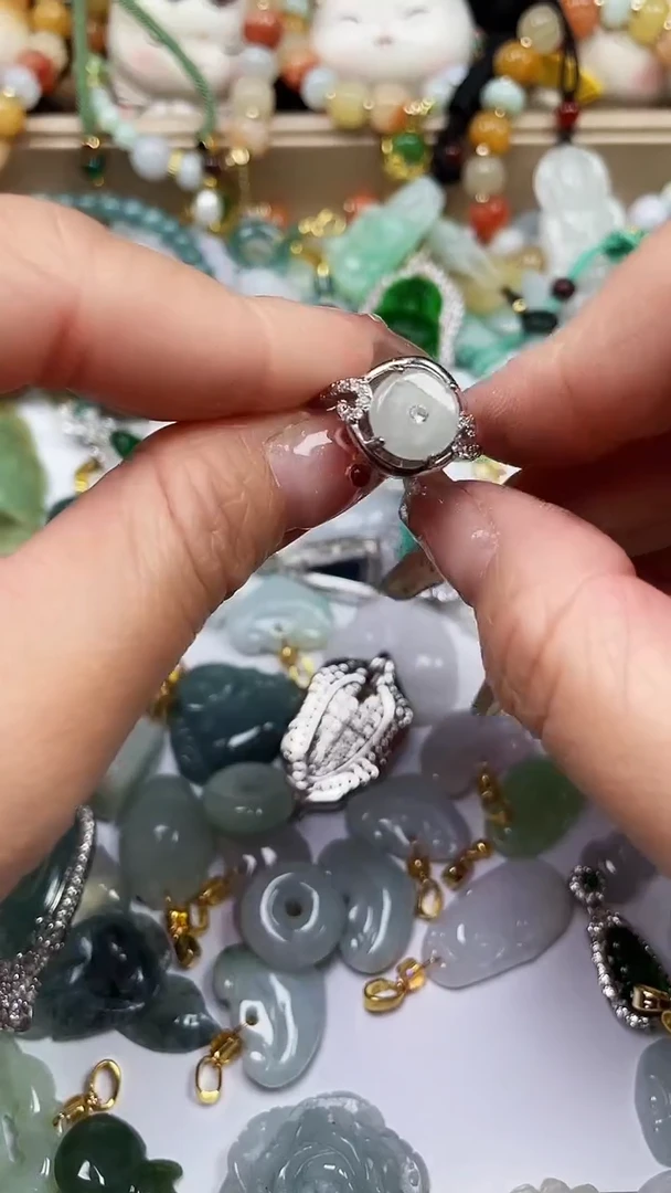 【闪购商品】翡翠颈饰未镶嵌闪购00079