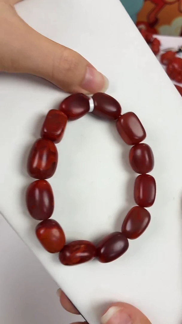 未镶嵌瓦西随型手串南红玛瑙（多样式发其一）