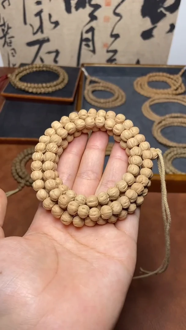 柏香籽/百香籽吊坠灵曜