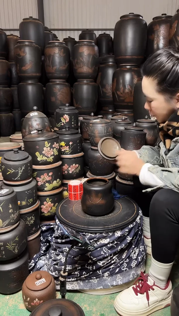 【闪购商品】壶大大瑕疵茶叶罐  011  小葫芦荷花