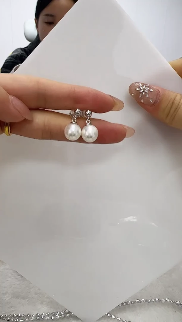 【闪购商品】淡水珍珠DA银S925镶嵌耳钉 9 B571